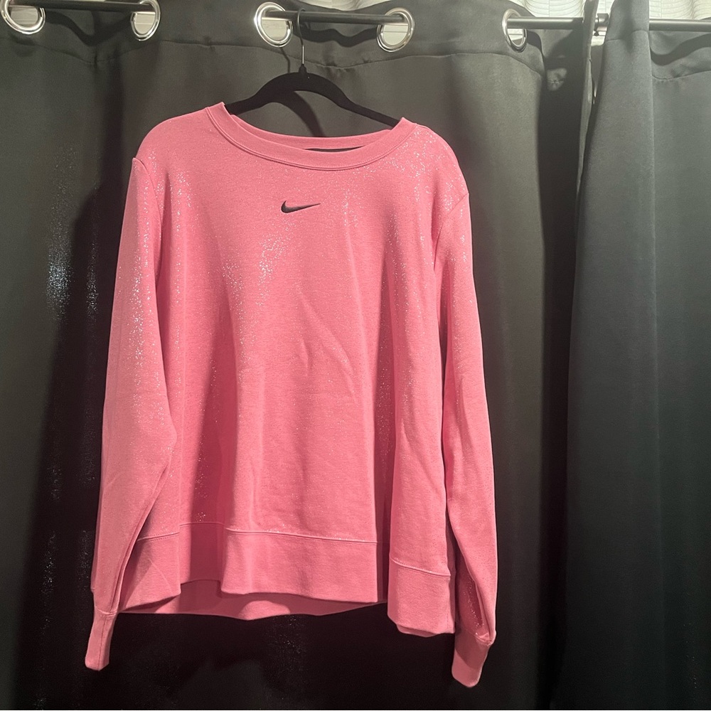 Plus size women’s pink Nike crewneck